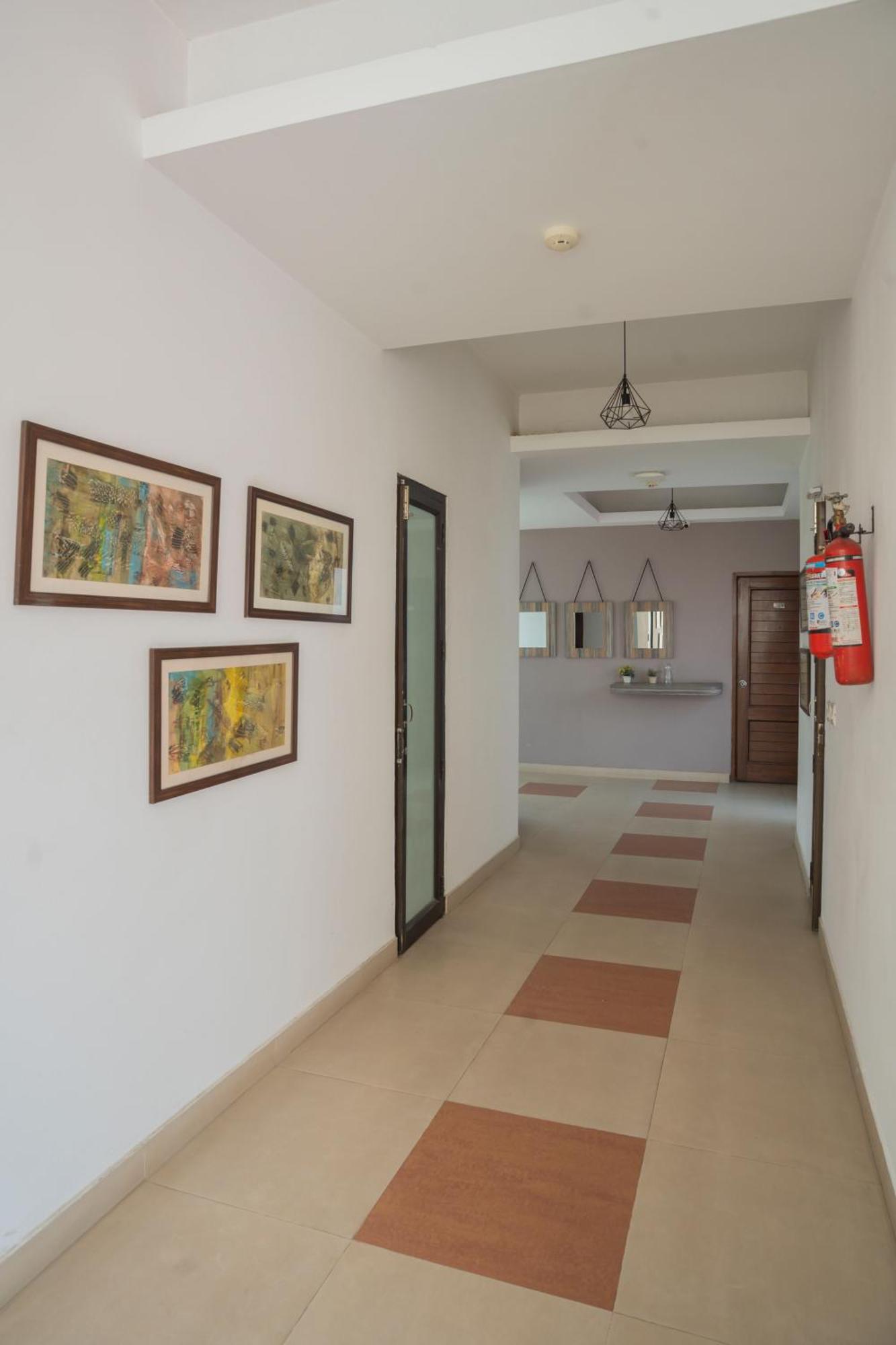 Hotel Ahuja Residency Park Lane Gurgaon Exterior foto