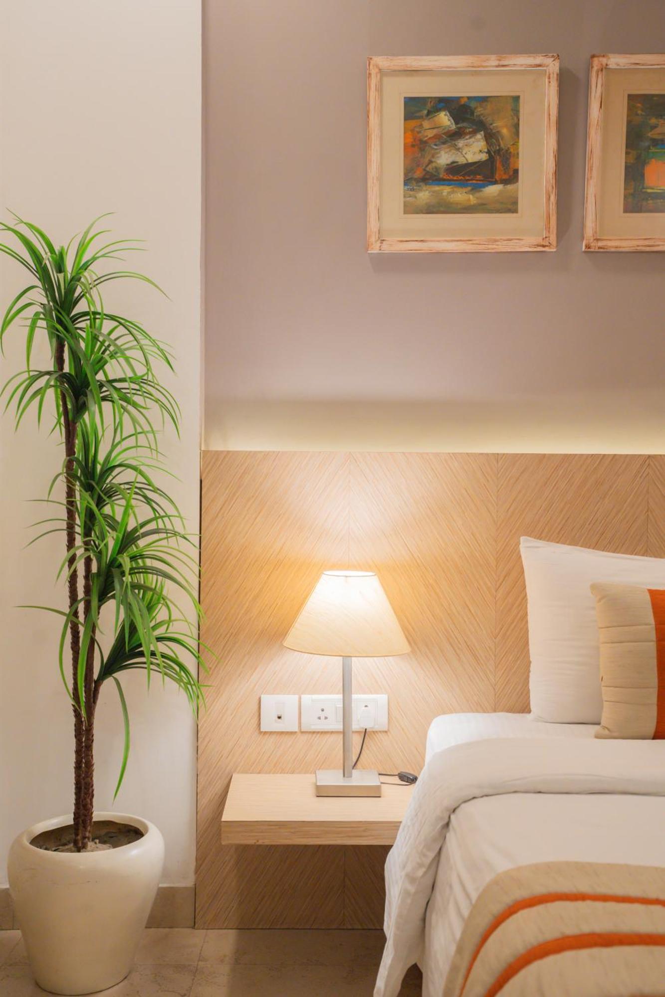 Hotel Ahuja Residency Park Lane Gurgaon Exterior foto